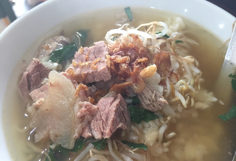 Kuliner Terkenal Kota Solo Soto Triwindu Keihin Tour